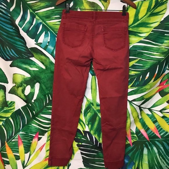 GUC $52 A.N.A Womens Size 4 Red Skinny Casual Disneybound Mickey Mouse Pants - Picture 7 of 9